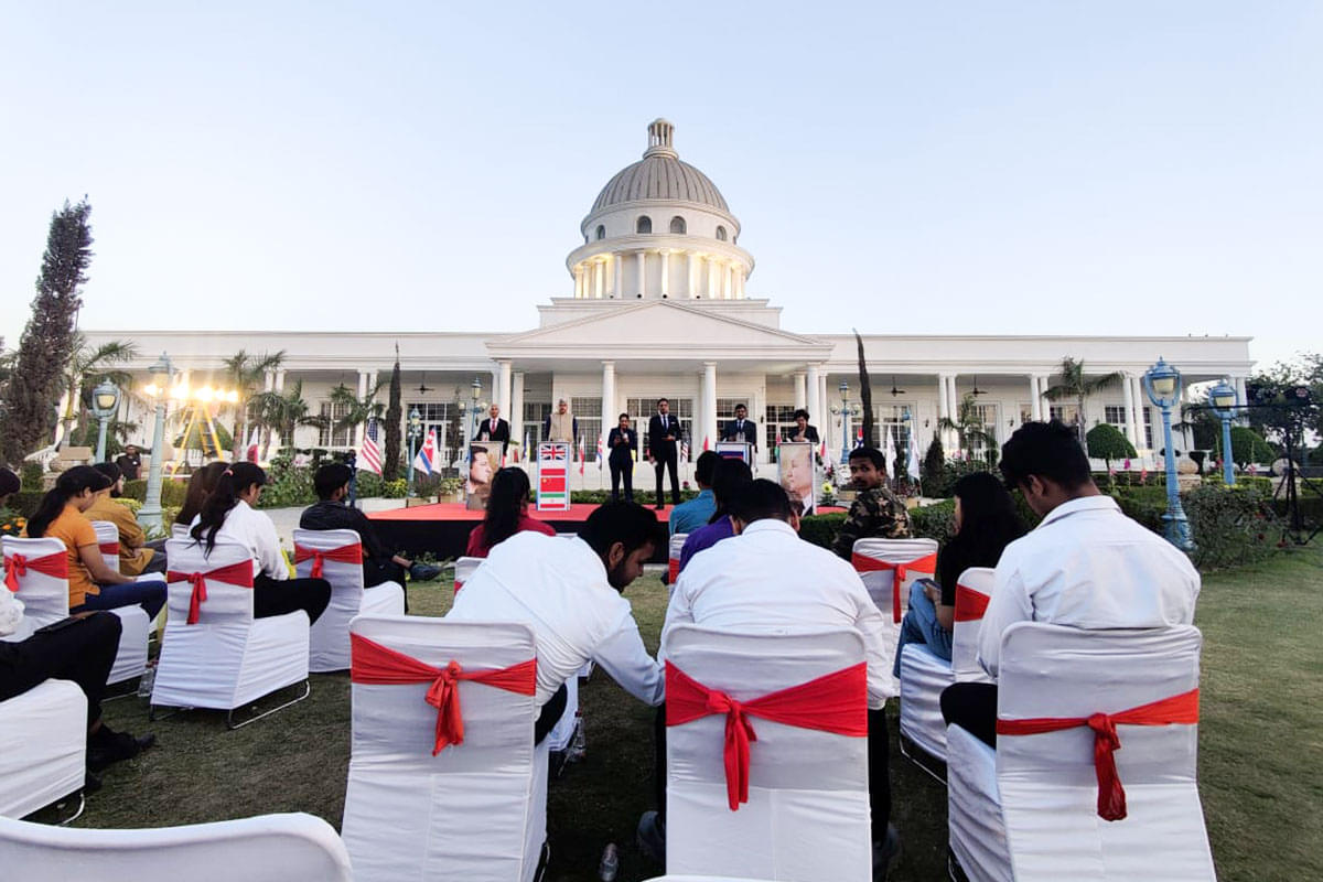 Avviare Educational Hub Noida International Relations photo 4